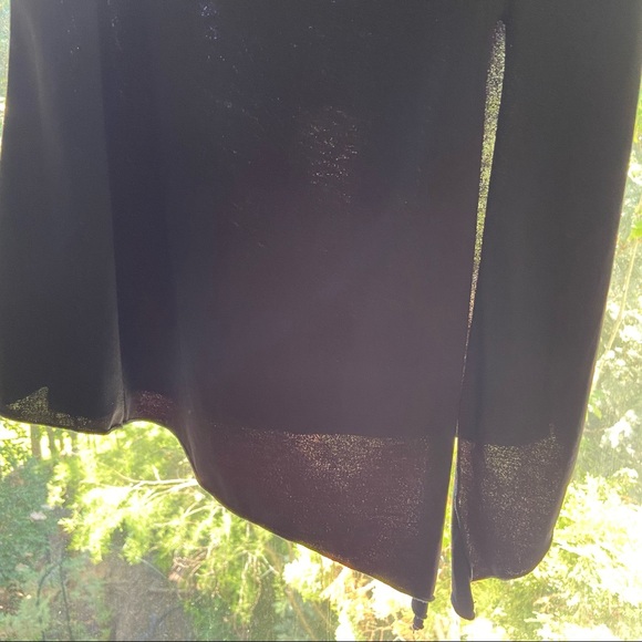 Black Slit Skirt - Picture 12 of 15